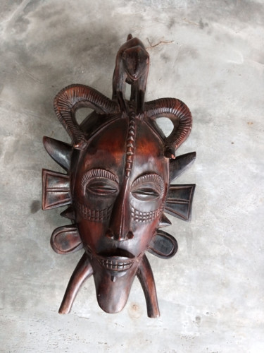 Scultura intitolato "Masque Sénoufo de l…" da Kebe, Opera d'arte originale, Legno