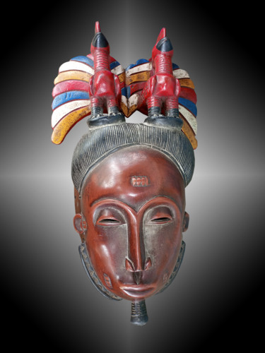 Skulptur mit dem Titel "Masque Baoulé  art…" von Kebe, Original-Kunstwerk, Holz