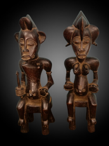 Skulptur mit dem Titel "Statuette Senoufo a…" von Kebe, Original-Kunstwerk, Holz