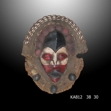Γλυπτική με τίτλο "Masque Dan yacouba…" από Kebe, Αυθεντικά έργα τέχνης, Ξύλο