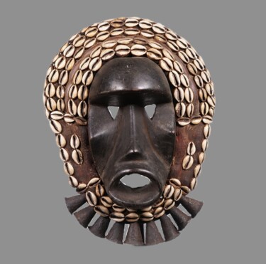 Scultura intitolato "Masque Dan yacouba…" da Kebe, Opera d'arte originale, Legno