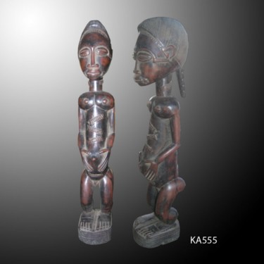 Γλυπτική με τίτλο "Statuette Baoule…" από Kebe, Αυθεντικά έργα τέχνης, Ξύλο