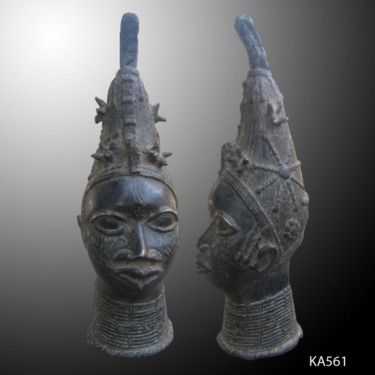 Scultura intitolato "Tête  du Benin art…" da Kebe, Opera d'arte originale, Legno