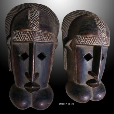 Skulptur mit dem Titel "Masque Bambara  art…" von Kebe, Original-Kunstwerk, Holz