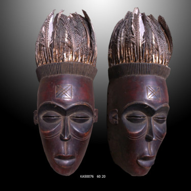 Sculptuur getiteld "Masque Tchokwe art…" door Kebe, Origineel Kunstwerk, Hout