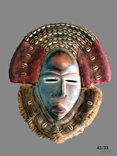 Γλυπτική με τίτλο "Masque Dan yacouba…" από Kebe, Αυθεντικά έργα τέχνης, Ξύλο