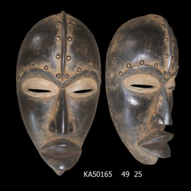Escultura intitulada "Masque Dan   art  t…" por Kebe, Obras de arte originais, Madeira