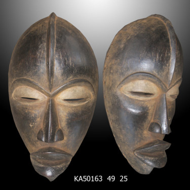 Sculpture titled "Masque Dan  art  tr…" by Kebe, Original Artwork, Wood