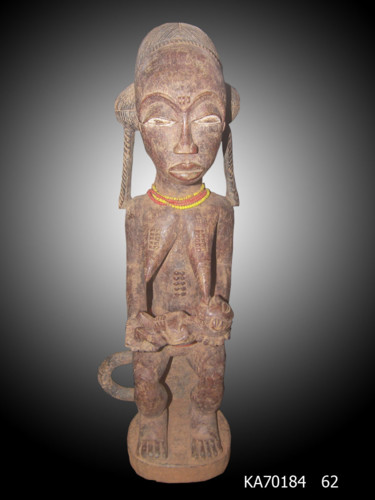 Skulptur mit dem Titel "Statuette Baoulé ar…" von Kebe, Original-Kunstwerk, Holz