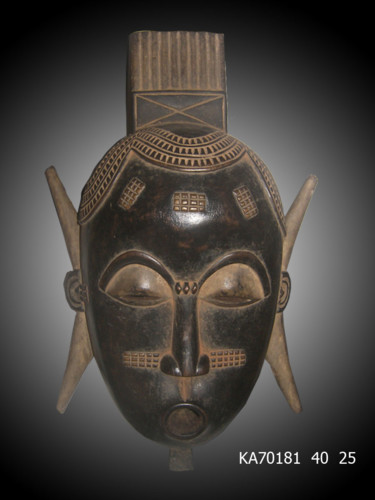 Sculpture titled "Masque Baoulé  art…" by Kebe, Original Artwork, Wood