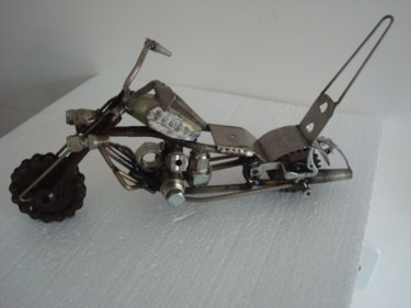 Sculpture titled "MOTO CHOPPER" by Kennedias, Original Artwork, Metals