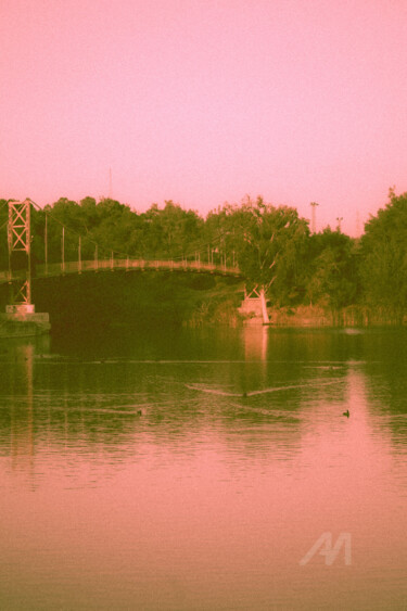 Across the Bridge Photographie intitulée "Across the Bridge" par Kerem Bozdogan, Œuvre d'art originale, Photographie numérique