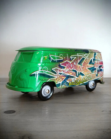 Diseño titulada "VW GREEN" por Kesa Graffiti, Obra de arte original, Accesorios