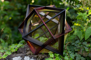 Скульптура под названием "Octahedron and Cube…" - Kevin Fernandez (Artwork.e.v), Подлинное произведение искусства, Дерево