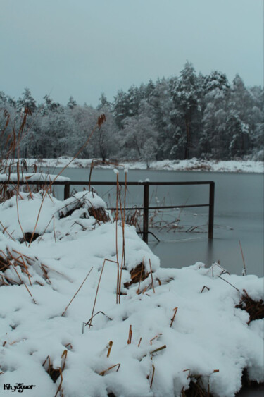 Fotografie getiteld "Winter Lake" door Kh_yaguar, Origineel Kunstwerk, Film fotografie