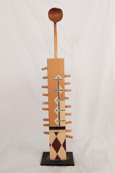 Skulptur mit dem Titel "Fille de Anzar (7)" von Khalid Assallami, Original-Kunstwerk, Holz