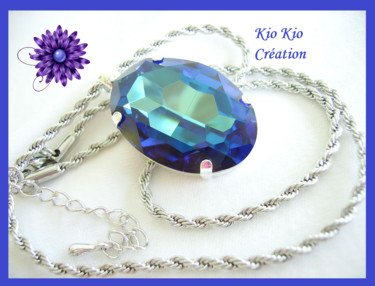 Cristal swarovski,collier,pendentif ovale bleu bermuda Design intitulée "Cristal swarovski,c…" par Kio Kio, Œuvre d'art originale, Bijoux