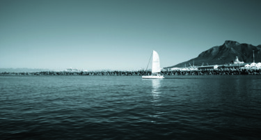 Φωτογραφία με τίτλο "Sailing out of Cape…" από Kim Stone, Αυθεντικά έργα τέχνης, Ψηφιακή φωτογραφία