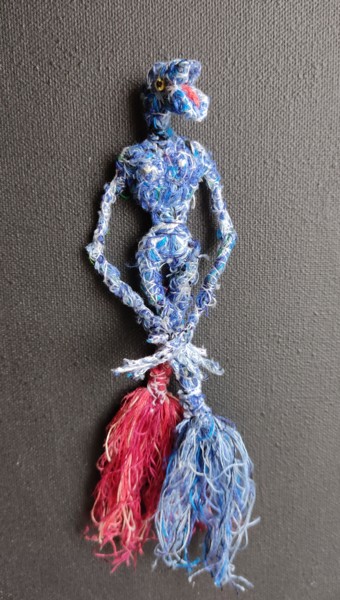 Textielkunst getiteld "Femme poisson (2)" door Karine Krynicki, Origineel Kunstwerk, Draad