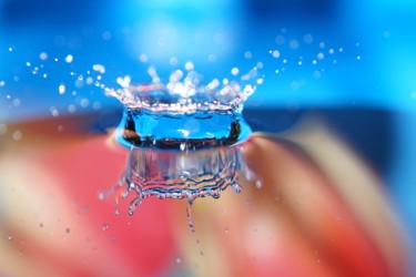 Φωτογραφία με τίτλο "splash water drop c…" από Klaus Vartzbed, Αυθεντικά έργα τέχνης