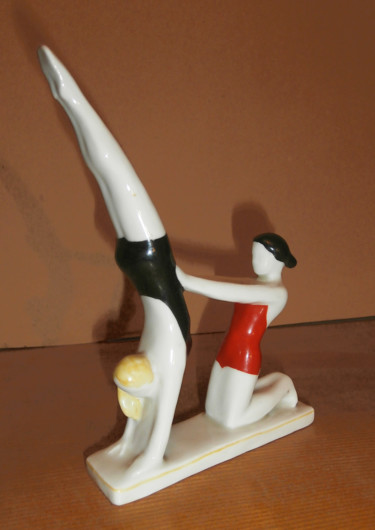 Sculpture titled "Gymnasts" by Klavdia Gorbashova, Original Artwork, Ceramics