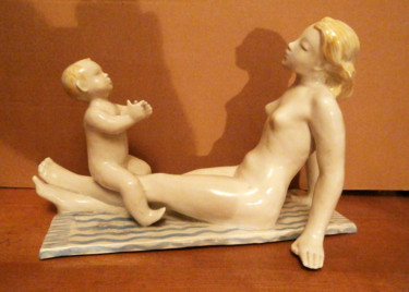 Sculpture titled "Motherhood" by Klavdia Gorbashova, Original Artwork, Ceramics