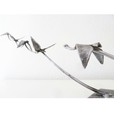 Escultura intitulada "Birds, Flying up" por Kleinmanzano, Obras de arte originais, Metais