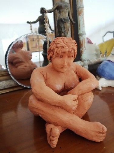 Skulptur mit dem Titel "Eugenie" von Claire Ferrari (klrferr), Original-Kunstwerk, Ton