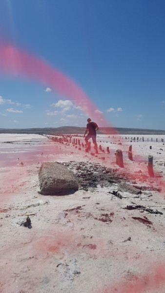 Photographie intitulée "Розовое озеро/pink…" par Alexandra Knabengof, Œuvre d'art originale, Photographie numérique