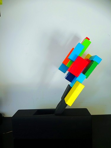 Sculpture titled "Réalisation Composi…" by Knobloch Six, Original Artwork