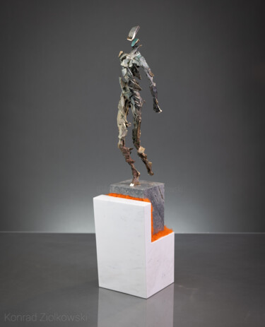 Sculpture titled "ISET I" by Konrad Ziolkowski, Original Artwork, Bronze