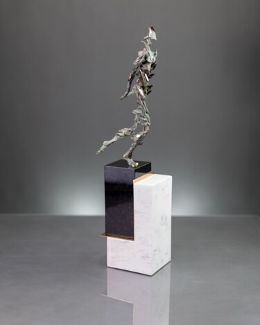 Sculpture titled "ISET V" by Konrad Ziolkowski, Original Artwork, Bronze