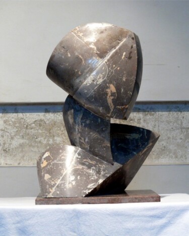 Rzeźba zatytułowany „FOPER” autorstwa Konrad Ziolkowski, Oryginalna praca, Technika mieszana