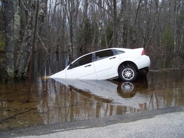 Photography titled "car-in-flood.jpg" by Kosta, Original Artwork