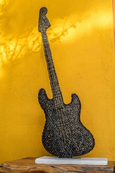 Γλυπτική με τίτλο "sculpture guitar" από Arc N Scu, Αυθεντικά έργα τέχνης, Μέταλλα