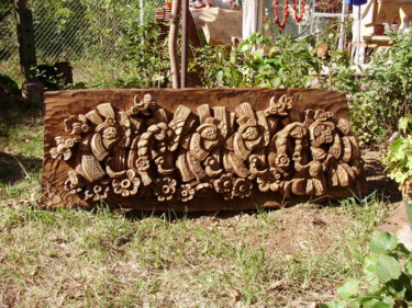 Escultura intitulada "harvesting4.jpg" por Koussevichkoussevich, Obras de arte originais, Madeira