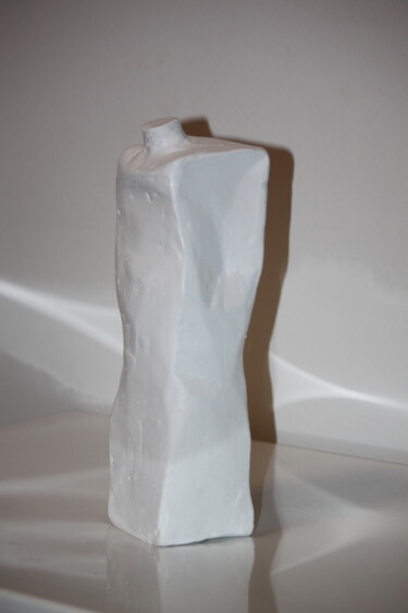 Sculpture titled "Gypsum sculpture wh…" by Kseniya Redina, Original Artwork, Plaster