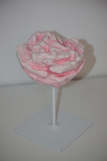 Escultura intitulada "Pink Bud" por Kseniya Redina, Obras de arte originais, Gesso