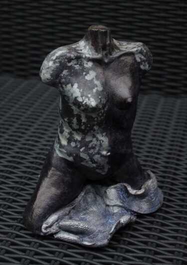 Sculpture intitulée "BUSTE FEMININ (N° 3…" par L'Atelier De Nanou, Œuvre d'art originale, Terre cuite