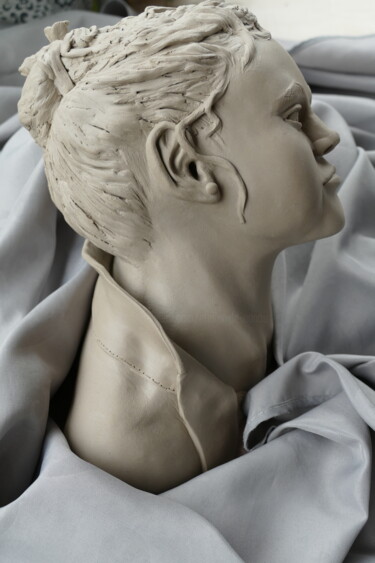 Скульптура под названием "LYLOO (N° 130) ***" - L'Atelier De Nanou, Подлинное произведение искусства, Терракота