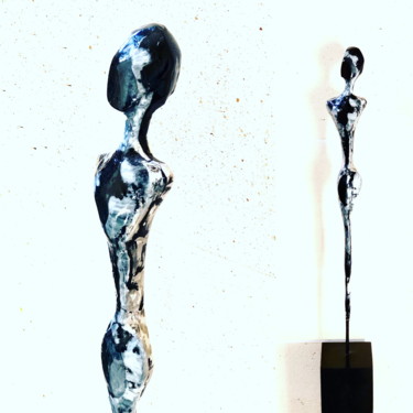 Sculpture titled "Déesse Marbrée" by Loïc De Langenhagen, Original Artwork, Resin