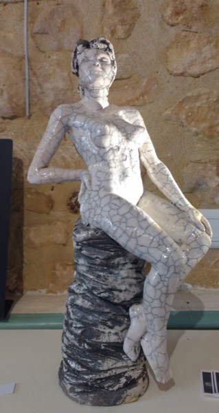 Sculpture titled "Dafnée" by Frédérique Lacroix Damas, Original Artwork, Ceramics
