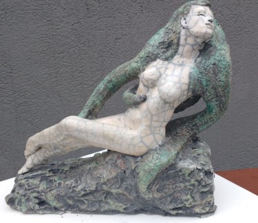 Sculpture intitulée "Hydra reine des mers" par Frédérique Lacroix Damas, Œuvre d'art originale, Céramique