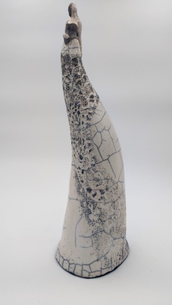 Sculpture intitulée "Élégante vers l'ave…" par Frédérique Lacroix Damas, Œuvre d'art originale, Céramique