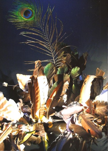 Escultura titulada "CORTINADO CON PLUMA…" por Lagloria, Obra de arte original, Otro