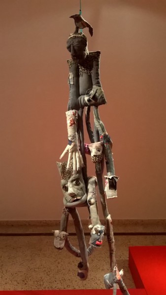 Art textile intitulée ""Gran Hermano" Deta…" par Lagloria, Œuvre d'art originale, Broderie