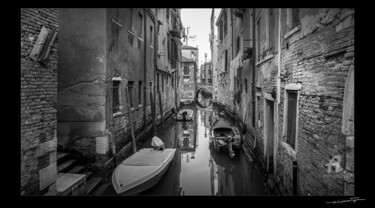 Fotografia intitolato "Venise 01" da Robin Pierrestiger, Opera d'arte originale, Fotografia digitale Montato su Alluminio