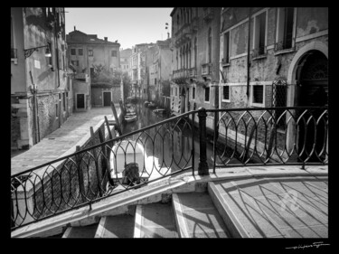 Fotografia intitolato "Venise 09" da Robin Pierrestiger, Opera d'arte originale, Fotografia digitale Montato su Alluminio