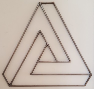 Sculpture intitulée "Triangle Infini" par L'Artelier De Tarbes, Œuvre d'art originale, Métaux