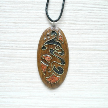 Design intitulée "Wooden oval pendant…" par Valerii Latyshev, Œuvre d'art originale, Bijoux